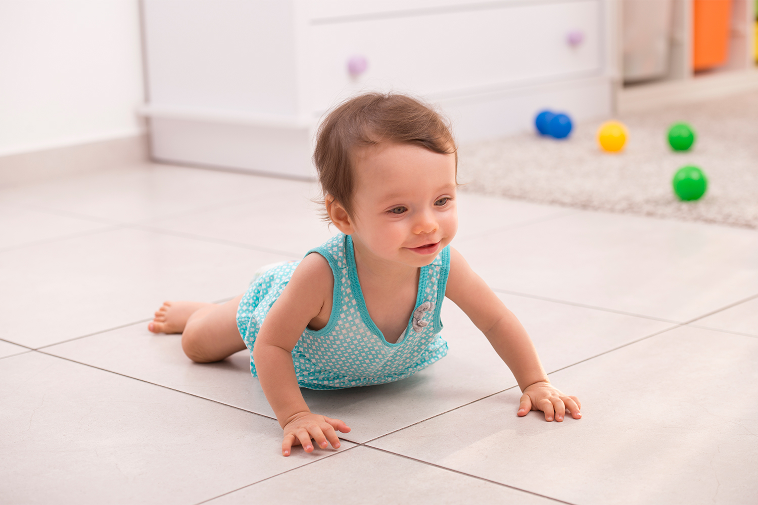 Pediatricians Weigh in on Crawling & Other Baby Milestones