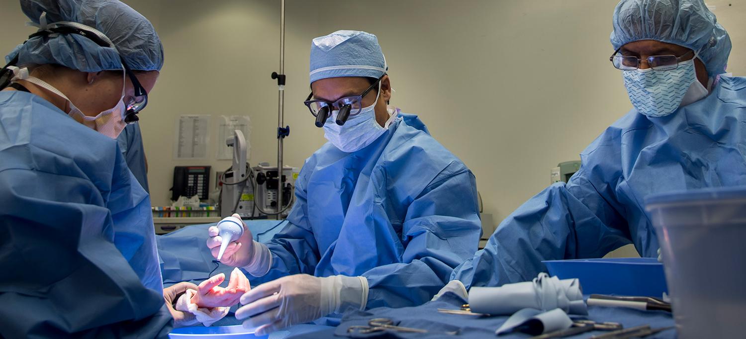 Dr. Steven Yang Leads Wide-Awake Hand Surgery