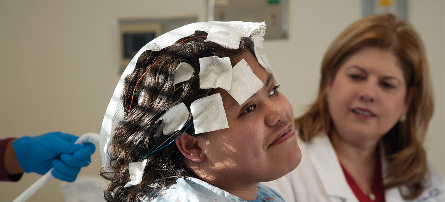 Dr. Blanca Vazquez Monitors a Patient for Signs of Seizures.