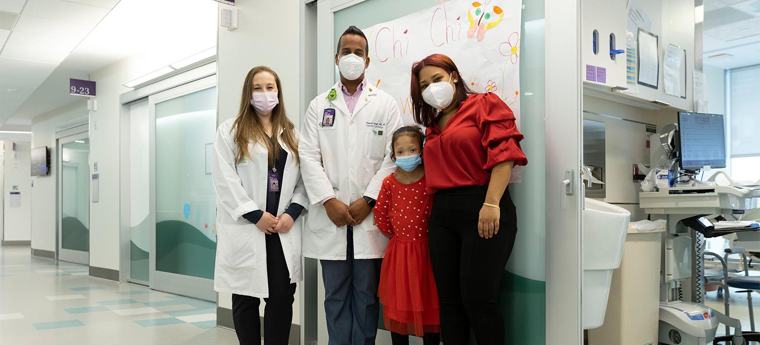 Nurse Practitioner Rebecca Rogoff, Dr. Rakesh Singh, Delaney “Chi Chi” Soto, and Mom Katherin Rivera in Hospital