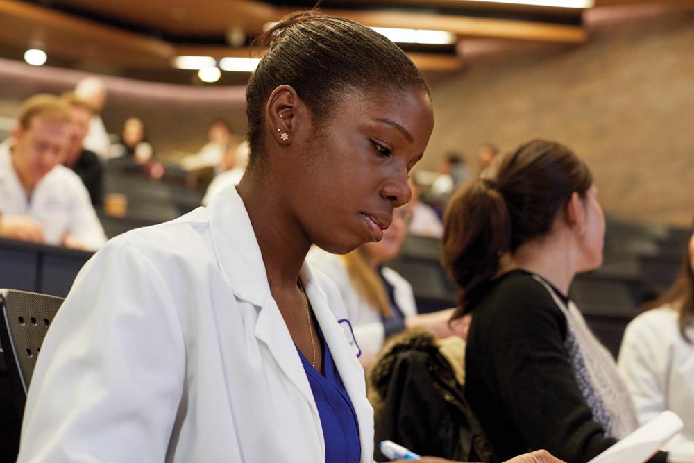 Meet NYU School Of Medicine’s First All-Female Class Of Chief Surgical ...